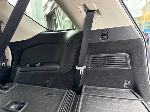 Used 2022 Nissan Pathfinder SL w/ Cargo Package AWD/4WD image 42