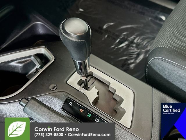 Used 2018 Toyota RAV4 XLE AWD/4WD image 19