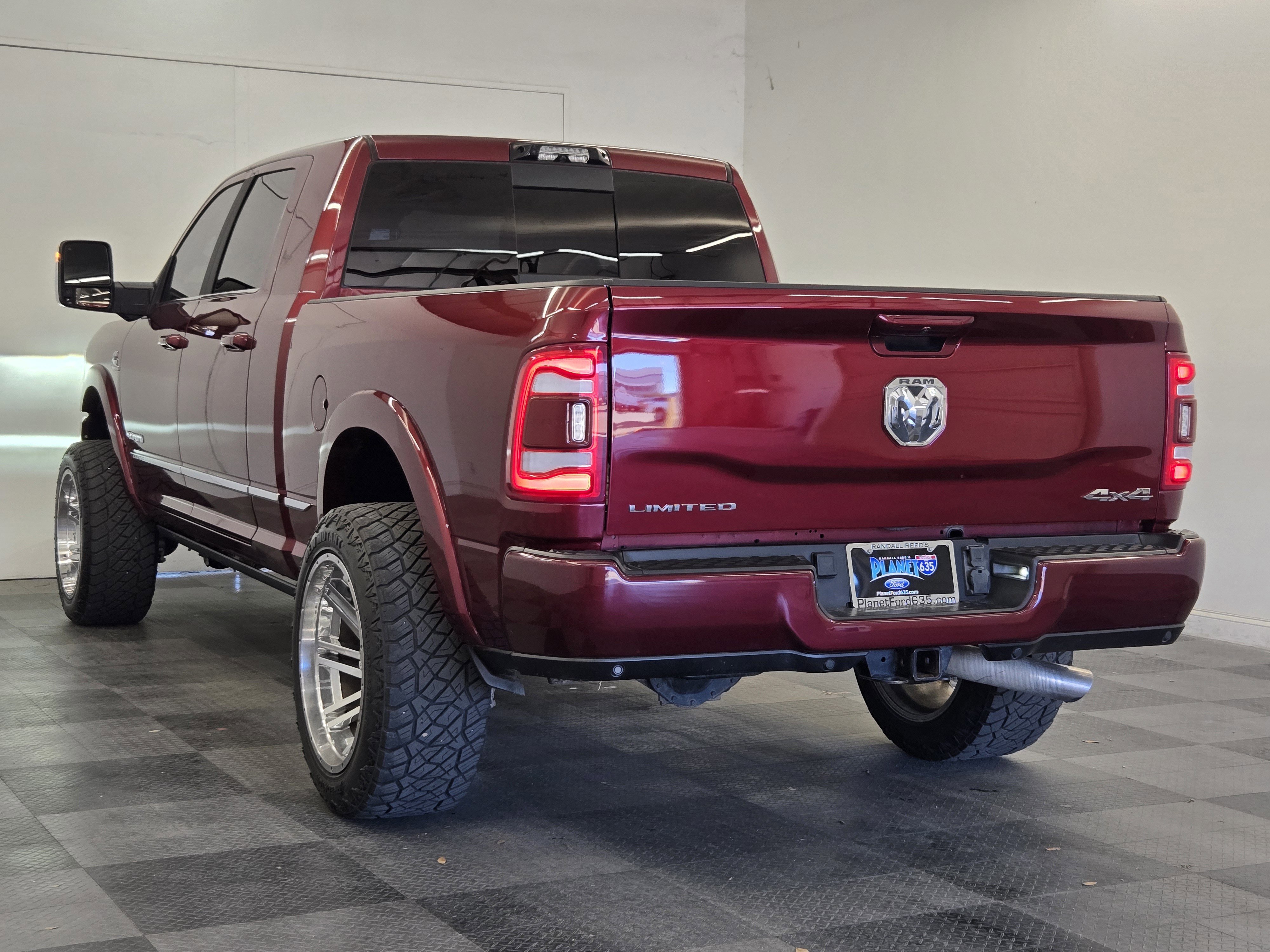 Used 2024 RAM 2500 Limited image 7