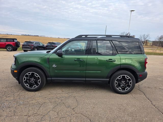 Certified 2025 Ford Bronco Sport Outer Banks w/ Outer Banks Tech Package+ AWD/4WD image 33