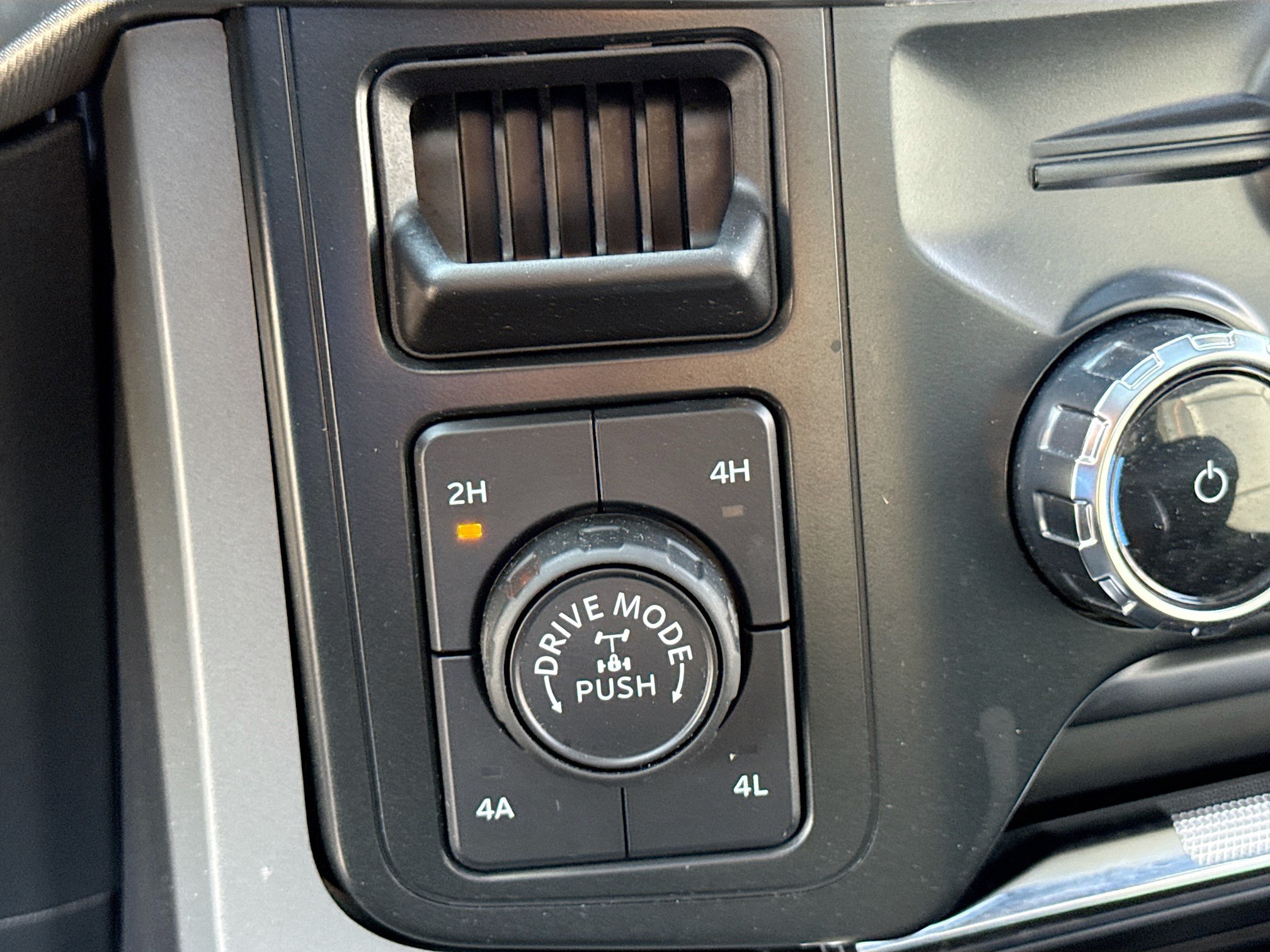 Certified 2024 Ford F150 Lariat AWD/4WD image 11