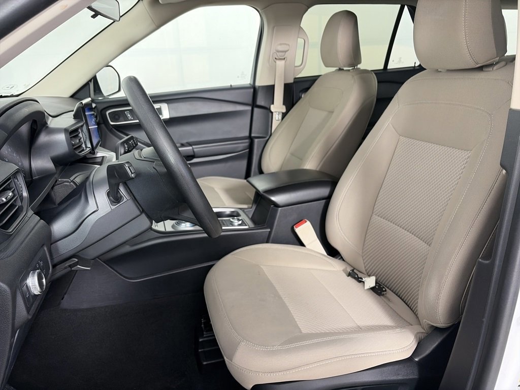 Certified 2022 Ford Explorer 4WD image 11