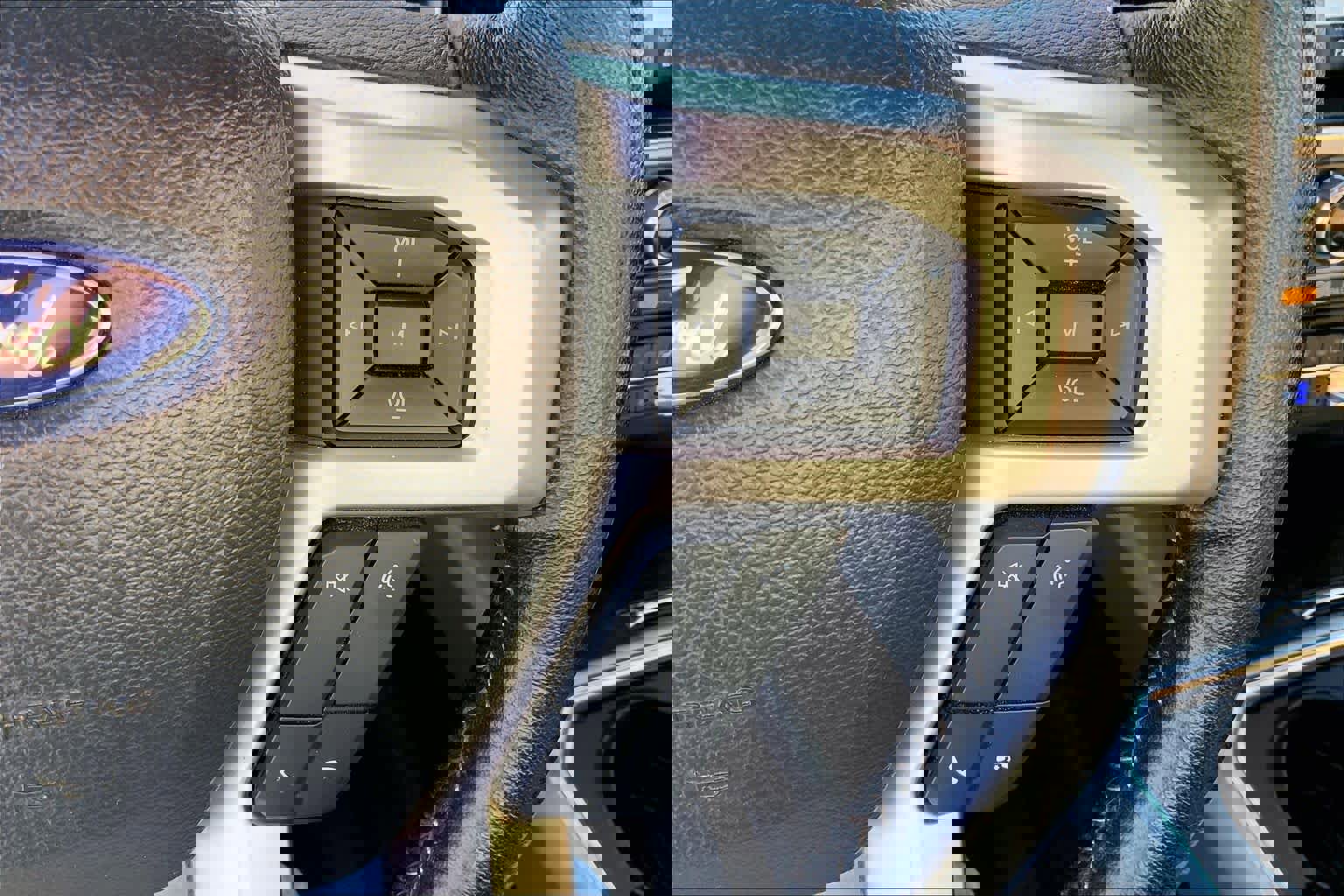 Certified 2022 Ford F250 Lariat w/ Lariat Ultimate Package image 23