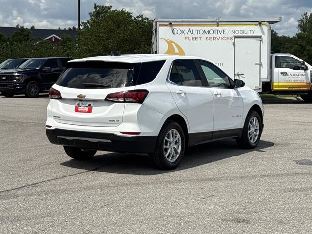 Used 2024 Chevrolet Equinox LT AWD/4WD image 5