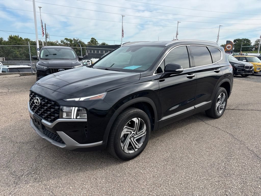 Used 2023 Hyundai Santa Fe SEL AWD/4WD image 2