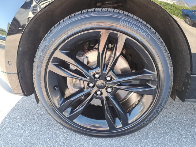 Certified 2021 Ford Edge ST w/ Equipment Group 401A image 9