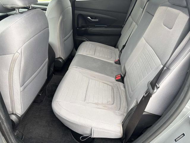 Used 2023 Hyundai Santa Cruz SEL Premium image 16