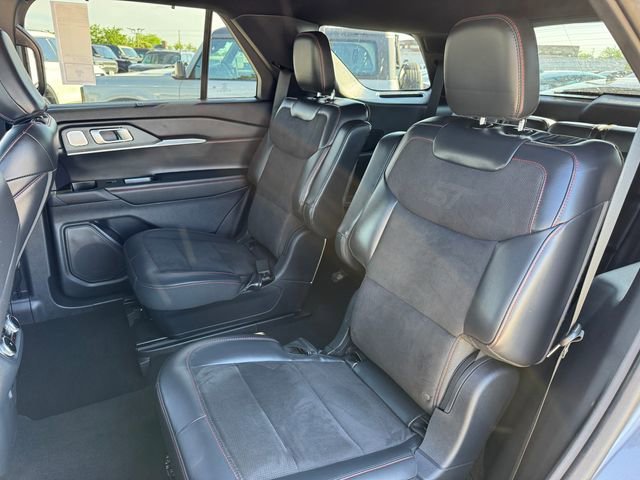 Certified 2025 Ford Explorer ST AWD/4WD image 13