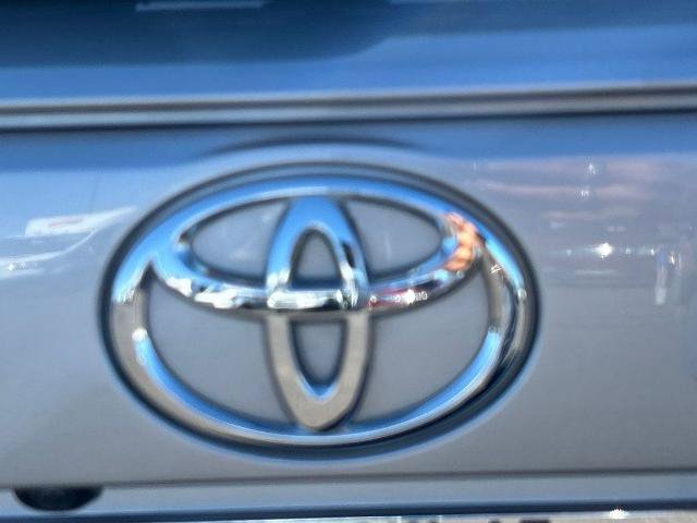 Used 2025 Toyota RAV4 XLE FWD image 23