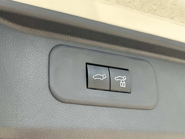 Used 2024 Toyota Grand Highlander AWD Hybrid image 25