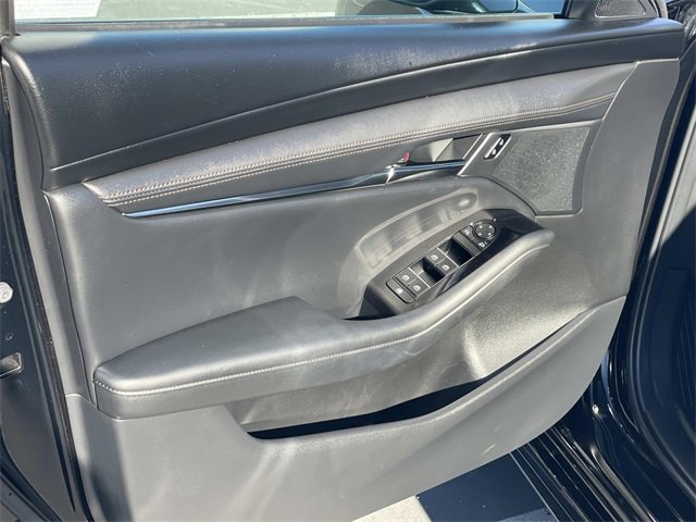 Used 2024 MAZDA MAZDA3 s image 17