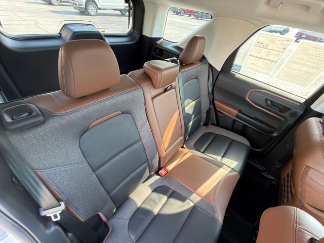 Certified 2022 Ford Bronco Sport Outer Banks w/ Tech Package AWD/4WD image 28