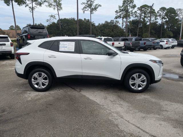 Used 2026 Chevrolet Trax LS FWD image 3