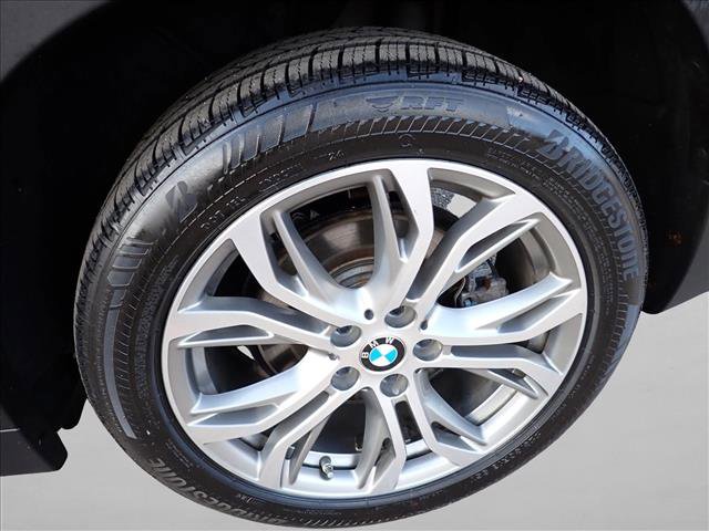 Used 2017 BMW X1 xDrive28i AWD/4WD image 7