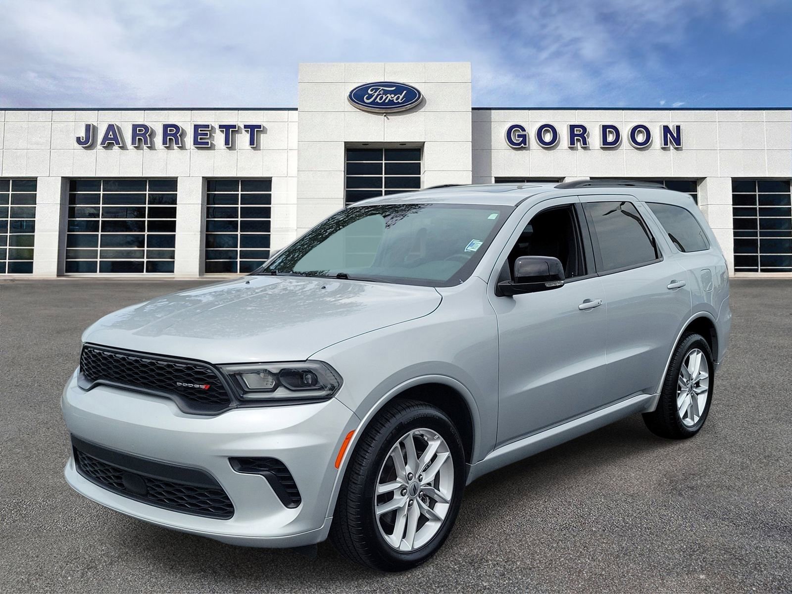 Used 2024 Dodge Durango GT AWD/4WD image 2