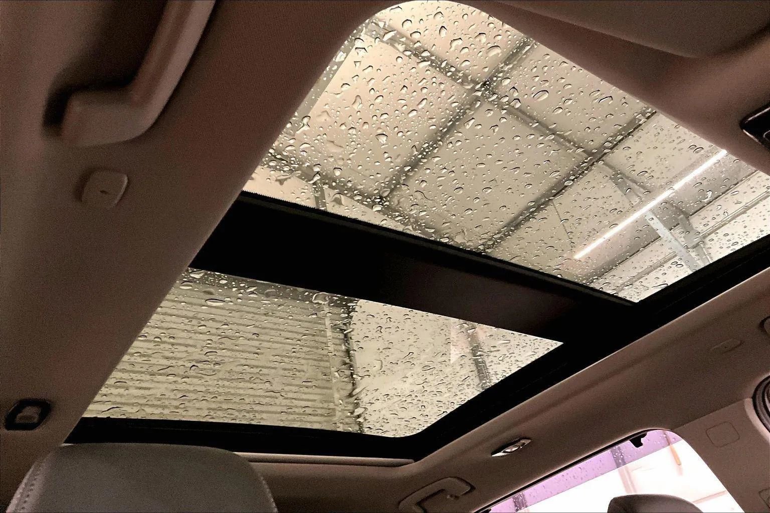 Used 2023 Nissan Rogue SL w/ SL Premium Package image 21