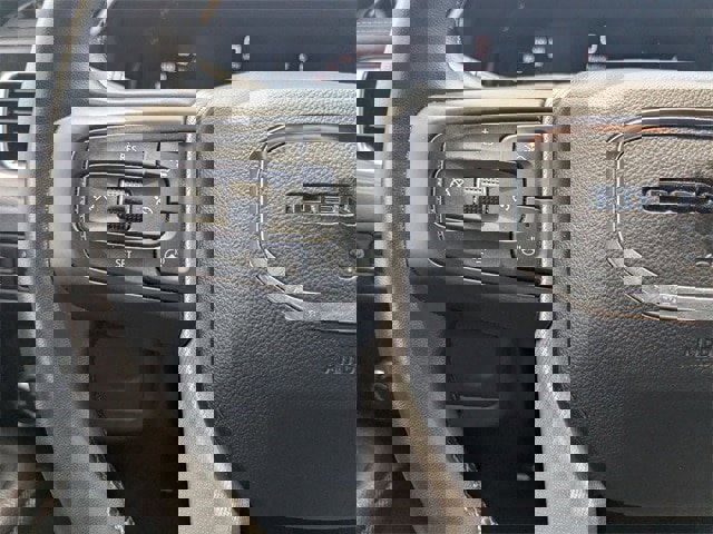 Used 2023 GMC Yukon Denali image 13