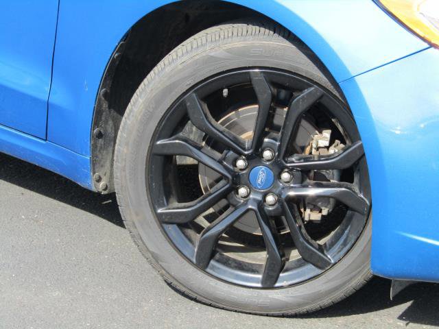 Certified 2019 Ford Fusion SE w/ Equipment Group 151A image 5