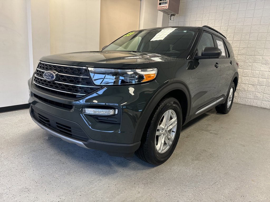 Certified 2023 Ford Explorer XLT w/ Equipment Group 202A image 14
