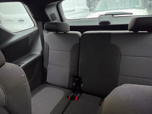 Used 2023 Chevrolet Traverse LT image 10
