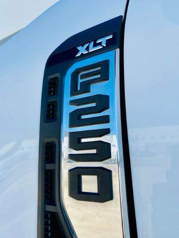 Certified 2025 Ford F250 XLT w/ FX4 Off-Road Package AWD/4WD image 7