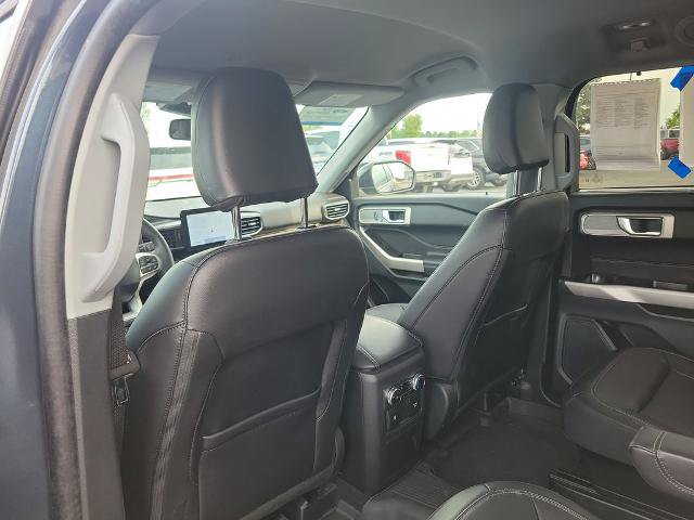 Certified 2024 Ford Explorer Limited w/ Equipment Group 301A AWD/4WD image 23