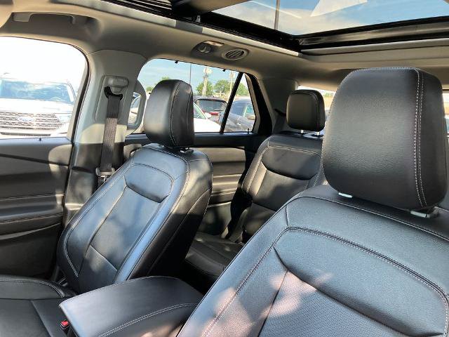 Certified 2024 Ford Explorer Limited w/ Limited Technology Package AWD/4WD image 31