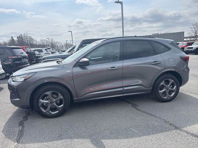 Certified 2024 Ford Escape ST-Line w/ Tech Pack #1 image 5