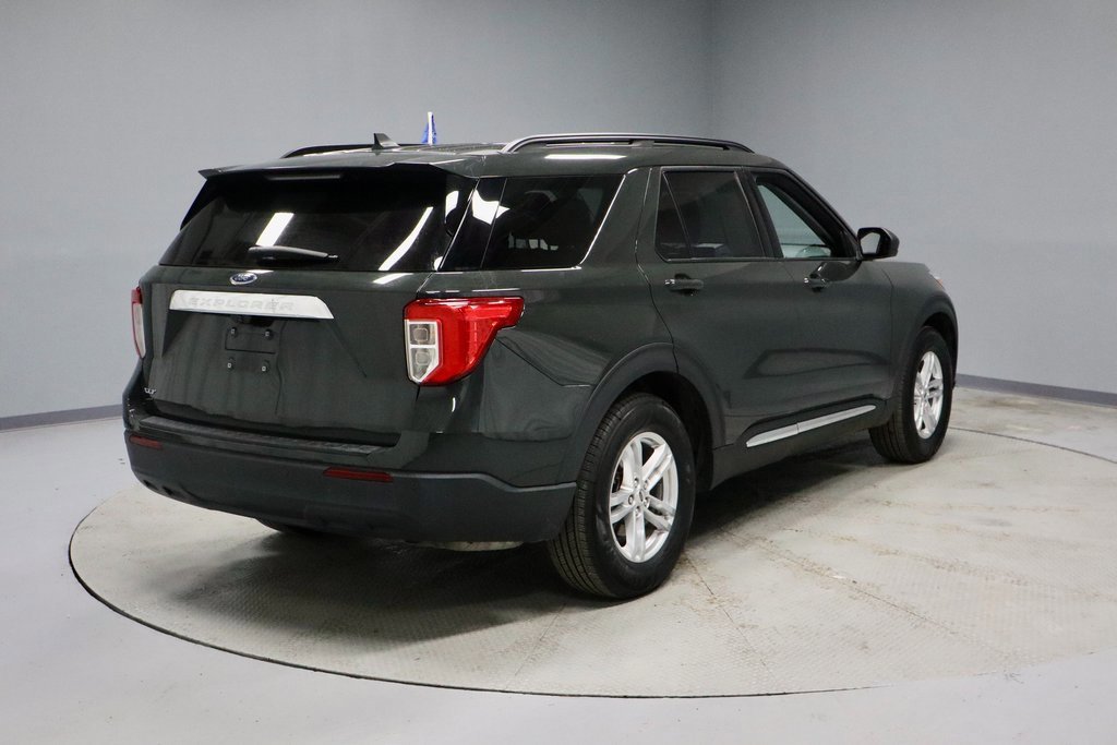 Certified 2022 Ford Explorer XLT image 5