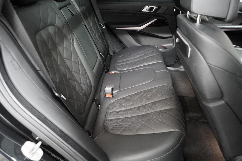 Used 2024 BMW X5 xDrive40i AWD/4WD image 22