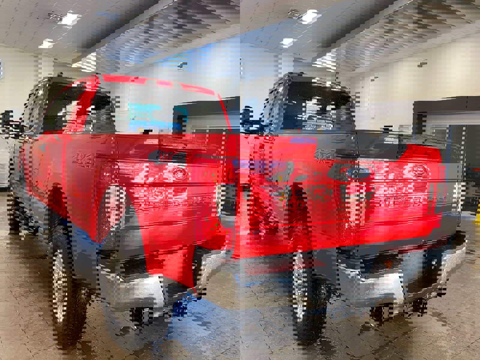 Certified 2021 Ford F250 XL w/ STX Appearance Package image 5