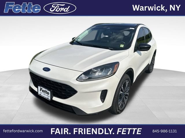 Certified 2022 Ford Escape SE w/ SE Sport Appearance Package