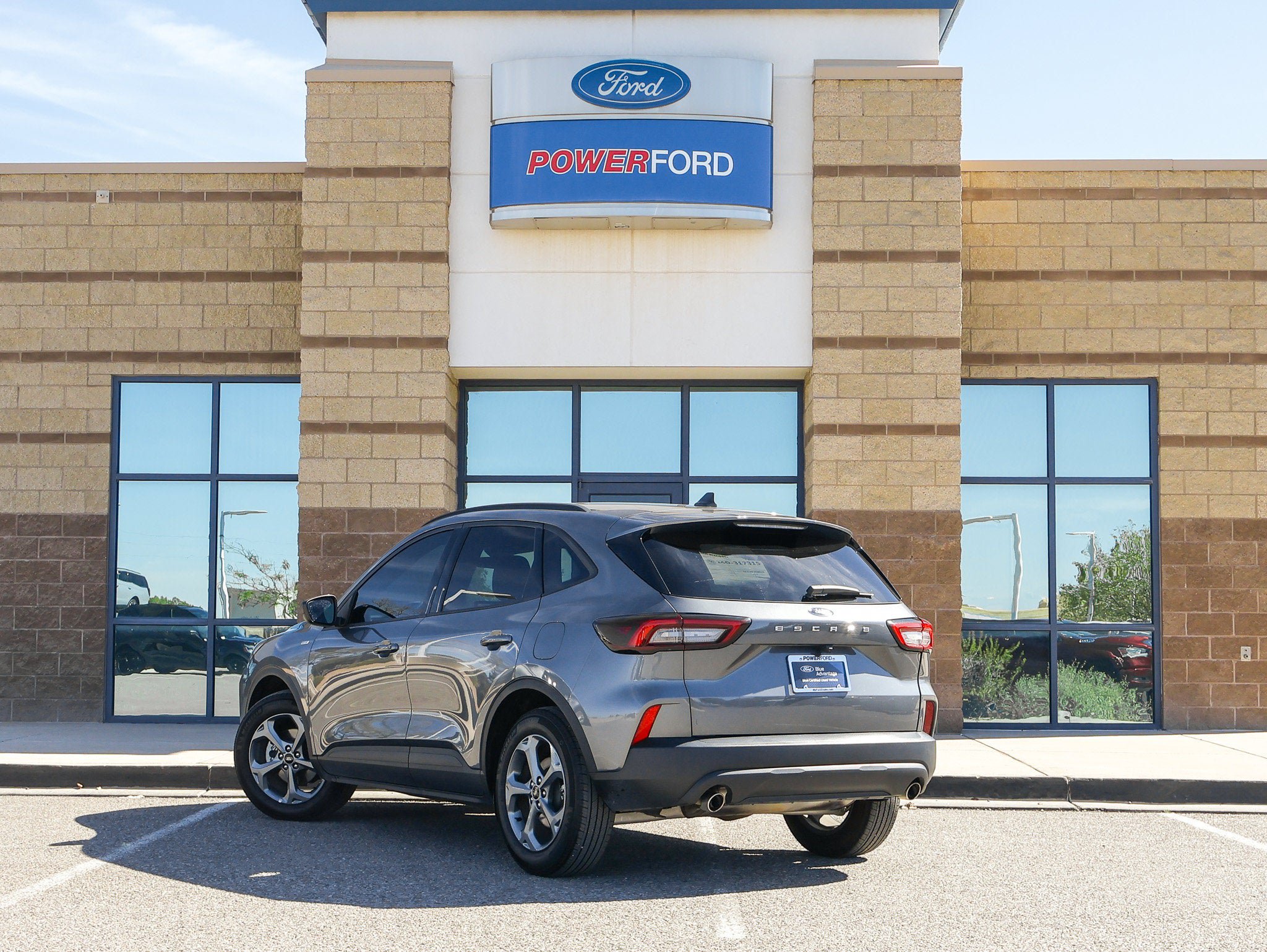 Certified 2025 Ford Escape ST-Line FWD image 8