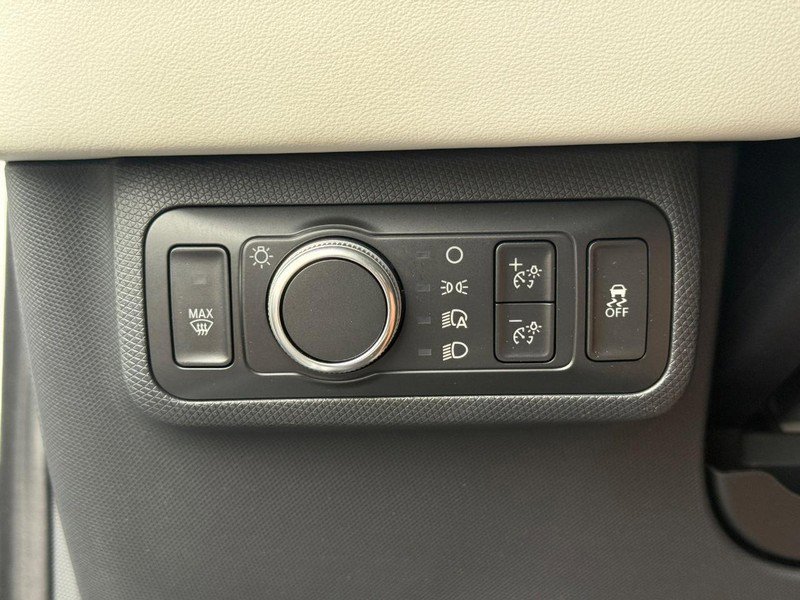 Certified 2022 Ford Mustang Mach-E Premium image 28