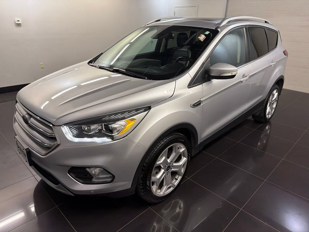 Certified 2019 Ford Escape Titanium AWD/4WD image 3