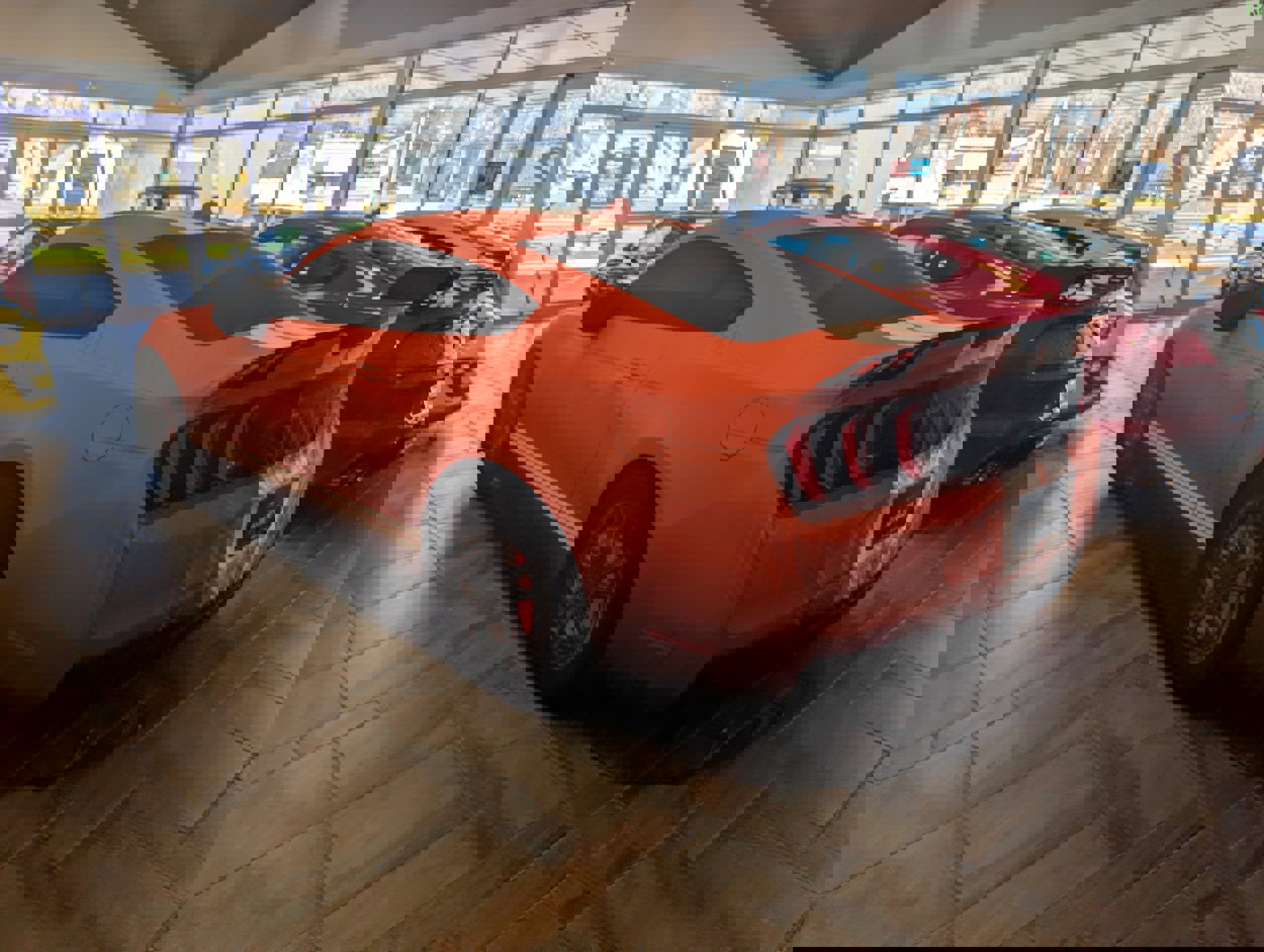 Certified 2020 Ford Mustang Shelby GT500 w/ Technology Package image 32