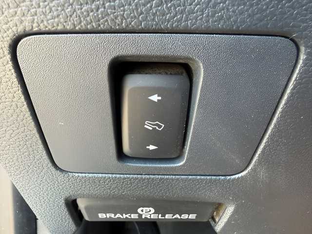 Certified 2022 Ford F350 Lariat w/ Lariat Value Package AWD/4WD image 22