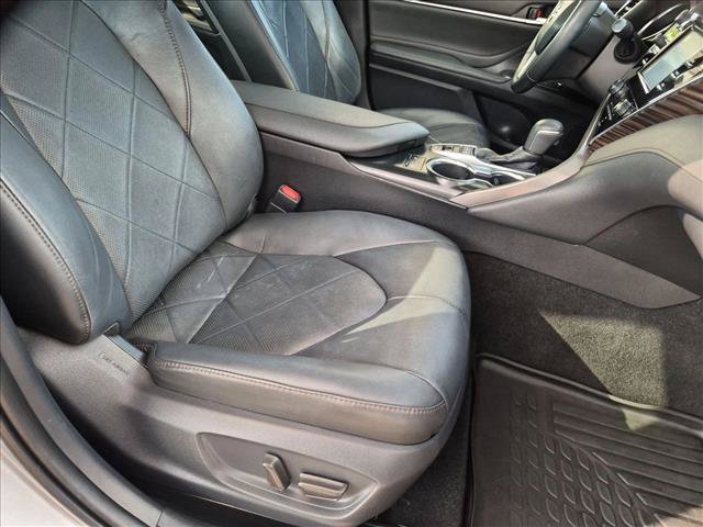 Used 2018 Toyota Camry XLE FWD image 20