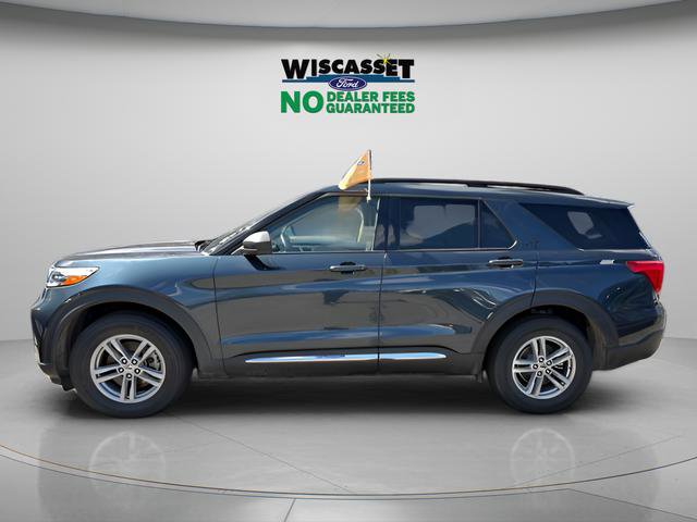 Certified 2022 Ford Explorer XLT w/ Equipment Group 202A AWD/4WD image 3
