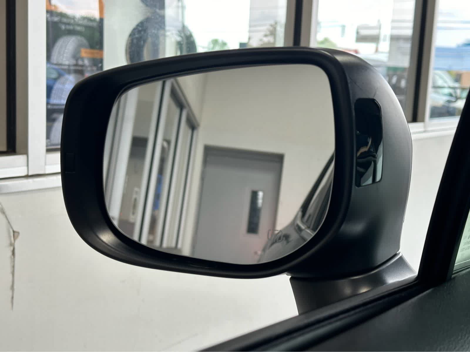 Used 2020 Subaru Crosstrek 2.0i Limited w/ Moonroof Package w/Navigation AWD/4WD image 27