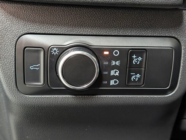 Certified 2024 Ford Escape ST-Line w/ Tech Pack #1 AWD/4WD image 9