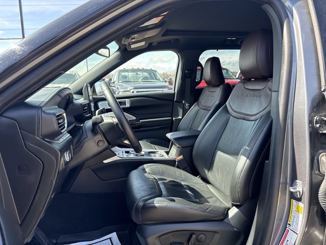 Certified 2022 Ford Explorer Platinum w/ Equipment Group 601A AWD/4WD image 10
