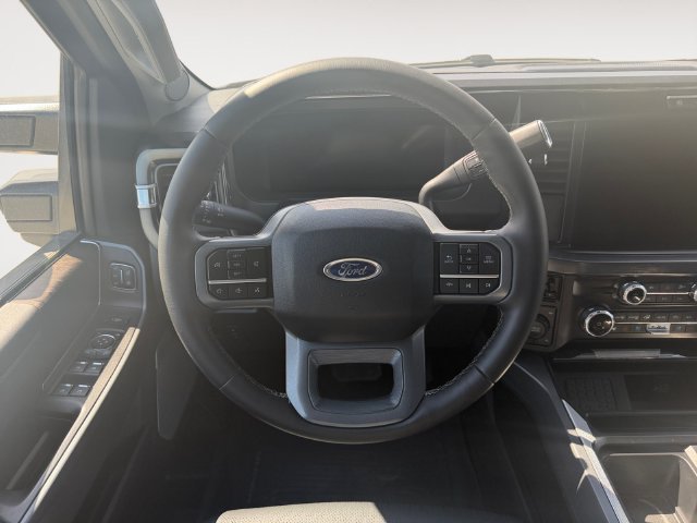 Certified 2025 Ford F350 Lariat w/ FX4 Off-Road Package AWD/4WD image 12