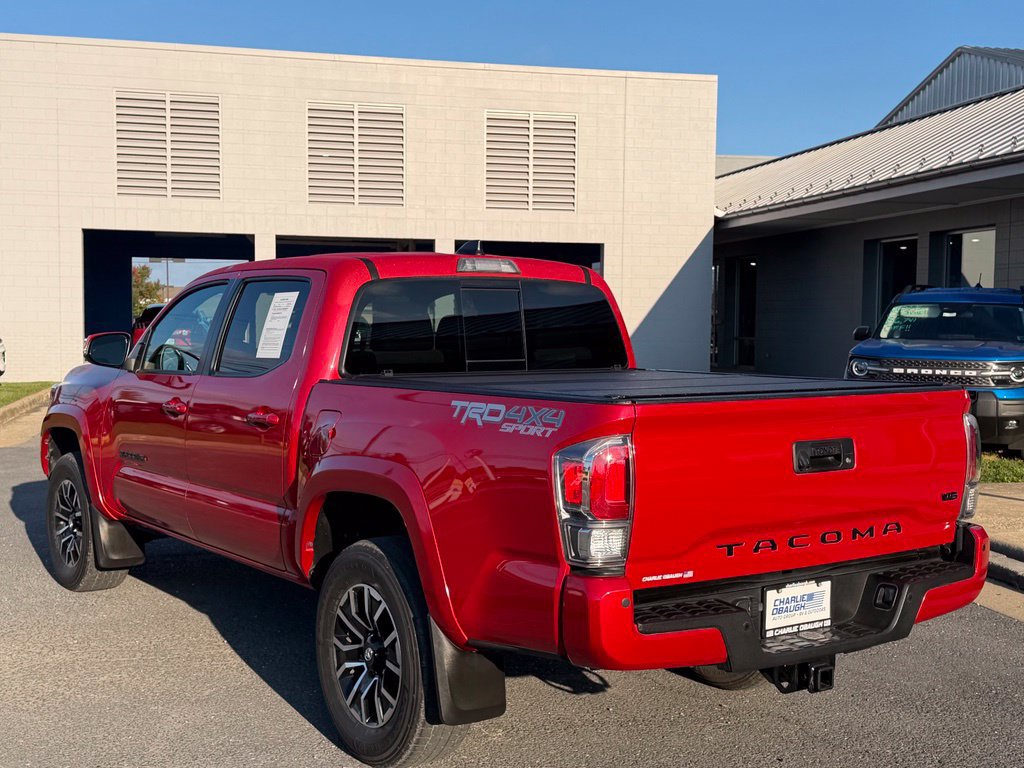 Used 2021 Toyota Tacoma TRD Sport w/ Technology Package AWD/4WD image 3
