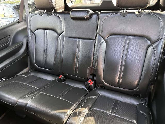 Used 2024 Jeep Wagoneer L 4WD w/ Premium Group I image 17