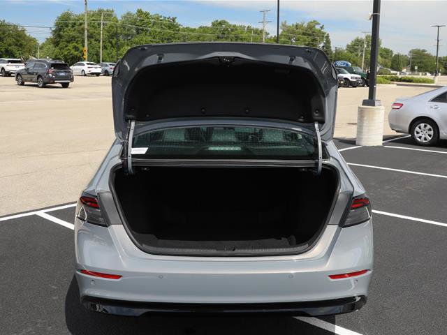 Used 2025 Honda Accord Touring image 11