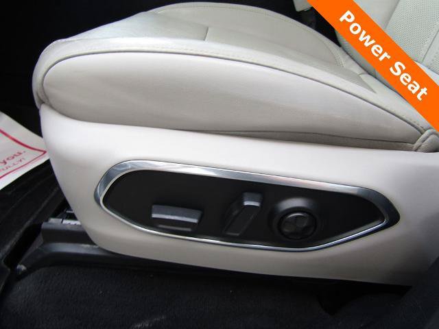 Used 2022 Jeep Wagoneer Series II AWD/4WD image 8