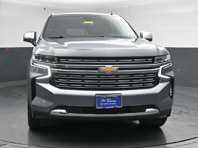Used 2022 Chevrolet Suburban Premier AWD/4WD image 2
