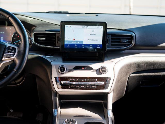 Certified 2022 Ford Explorer XLT w/ Equipment Group 202A image 24