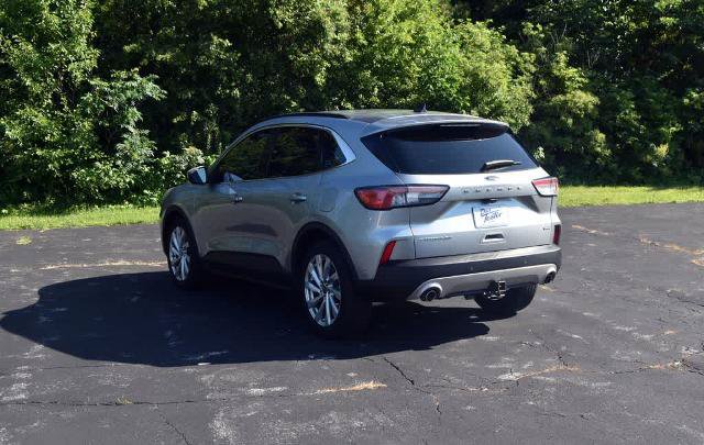 Certified 2022 Ford Escape Titanium w/ Titanium Elite Package FWD image 39